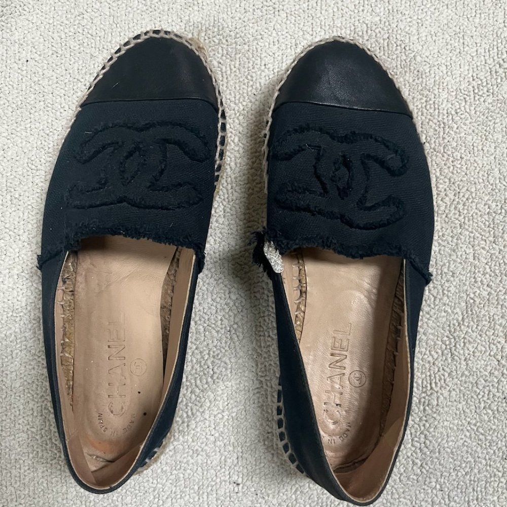 CHANEL Espadrilles